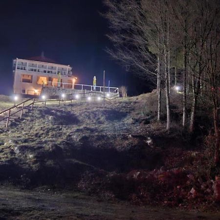 Cabana Cerbu Bozovici Bagian luar foto