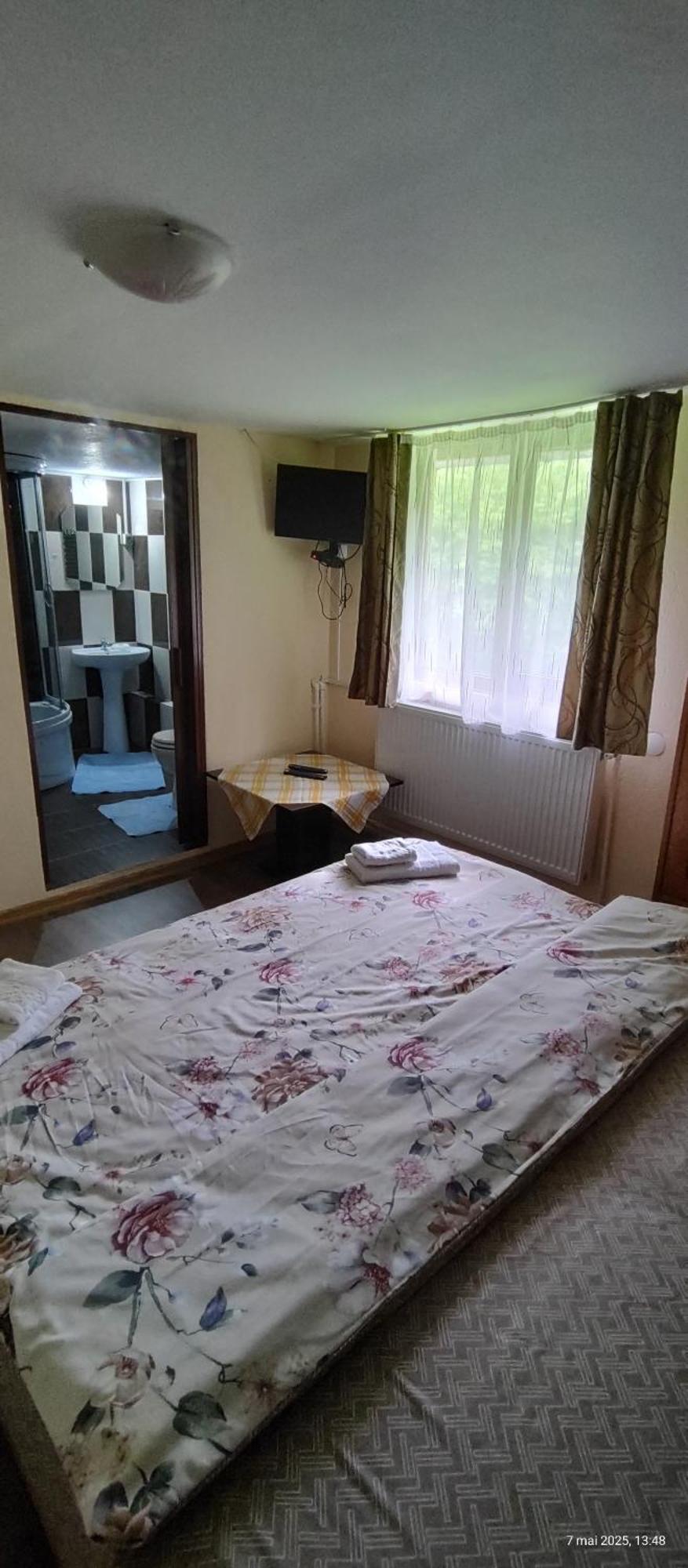 Cabana Cerbu Bozovici Bagian luar foto